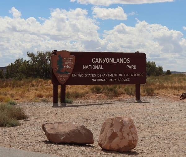 A Dog-Friendly Trip to Canyonlands National Park (Island in the Sky)